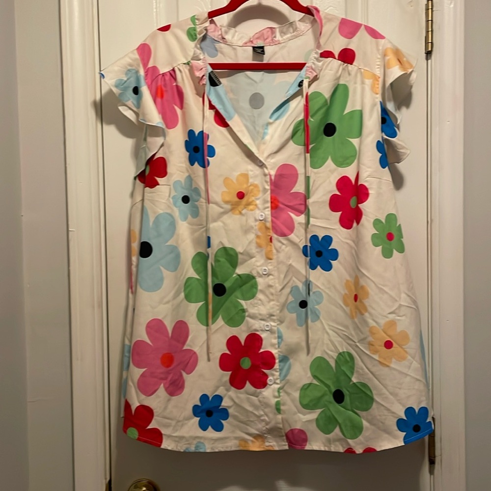 Floral print Sleeveless blouse